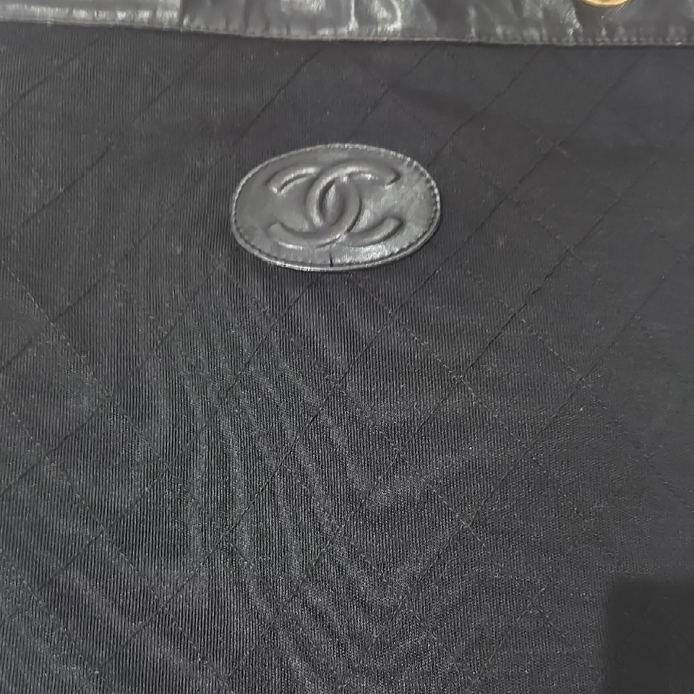 Chanel Black Leather Chain Tote Bag - Picture 14 of 14